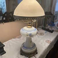 Lamp 3 bucks