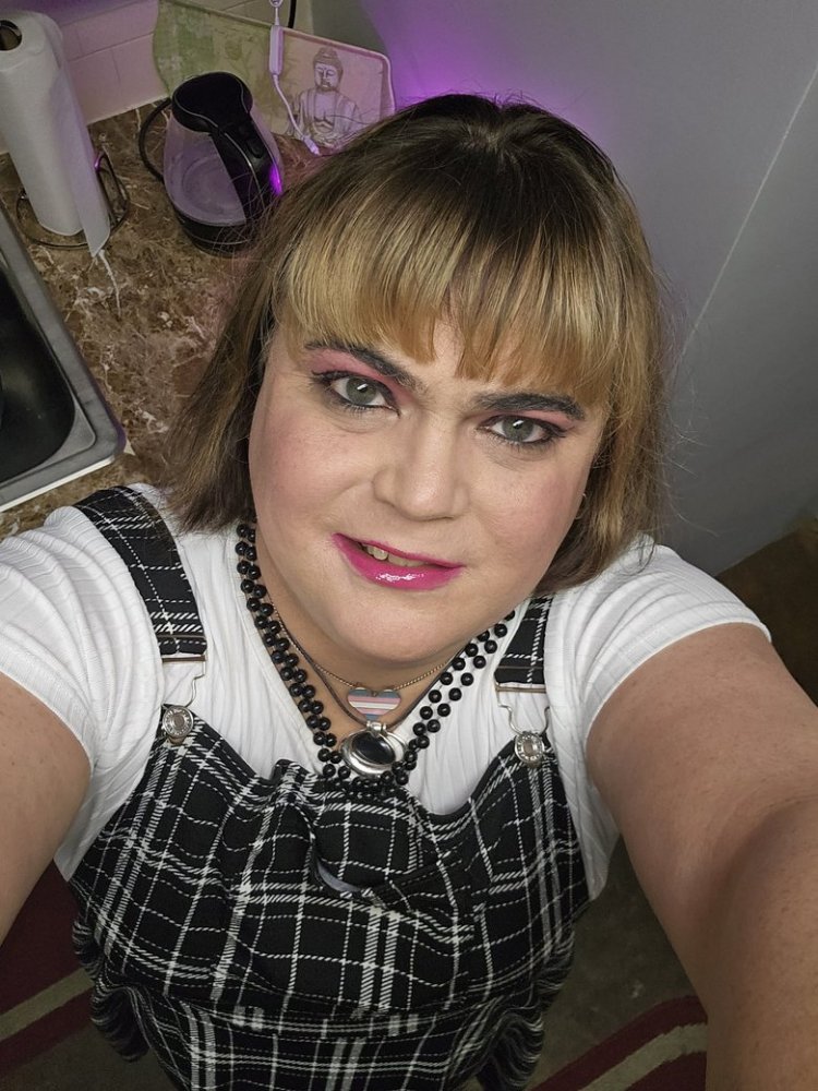 Hi
